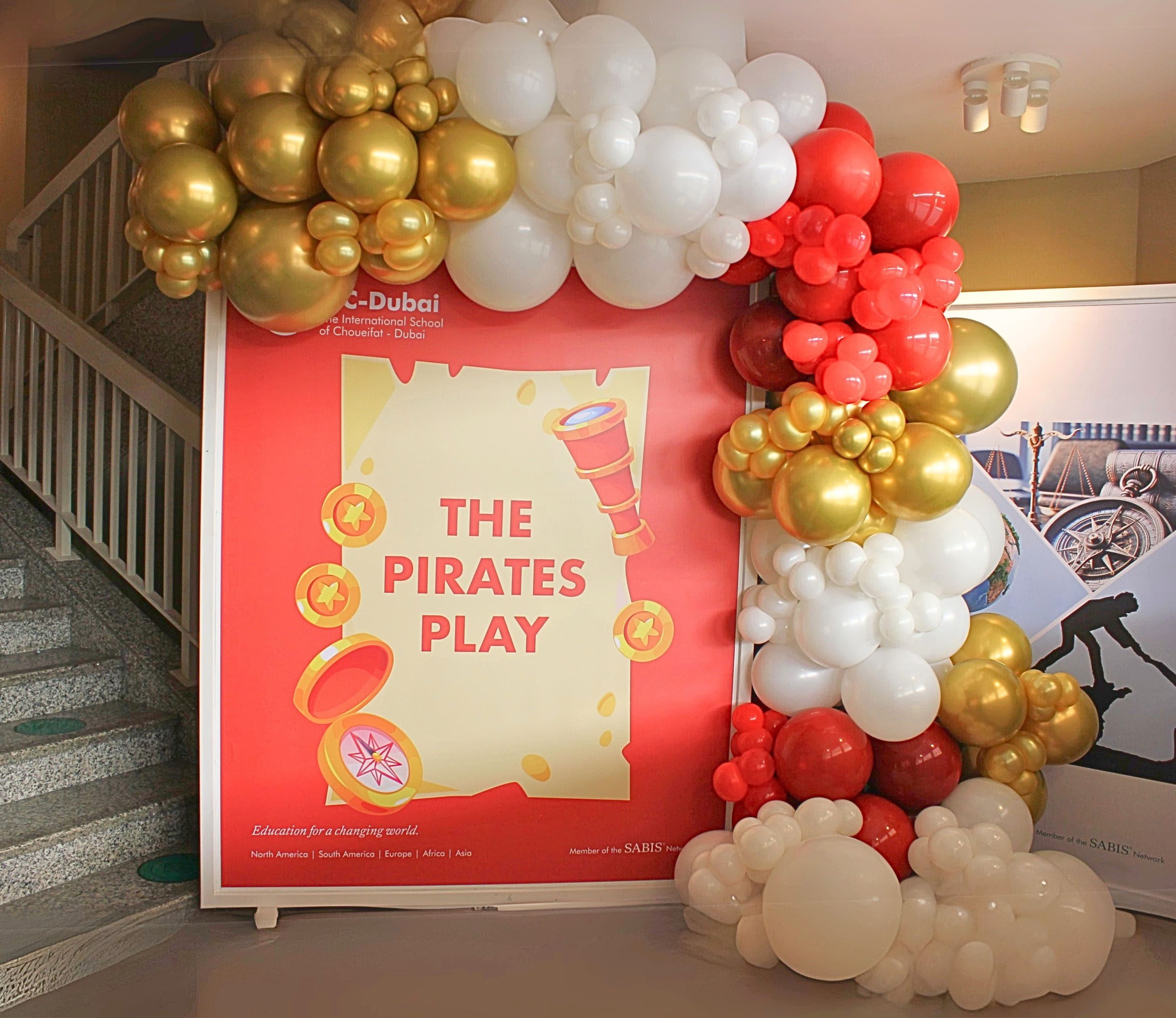 Gold & Crystal Red Voyage Arch